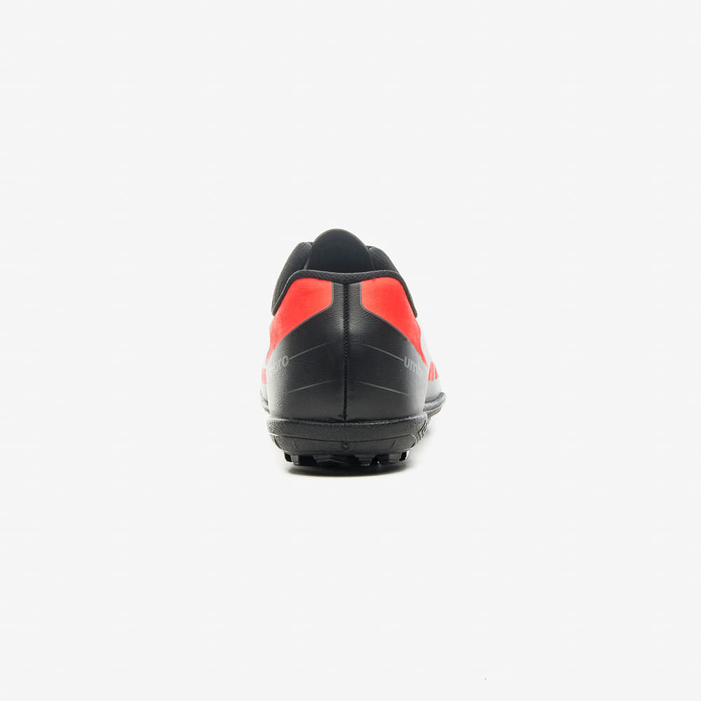 Chuteira Society Umbro Prisma+