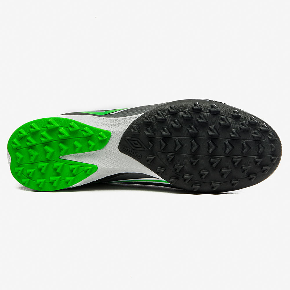 Chuteira Society Umbro Astro