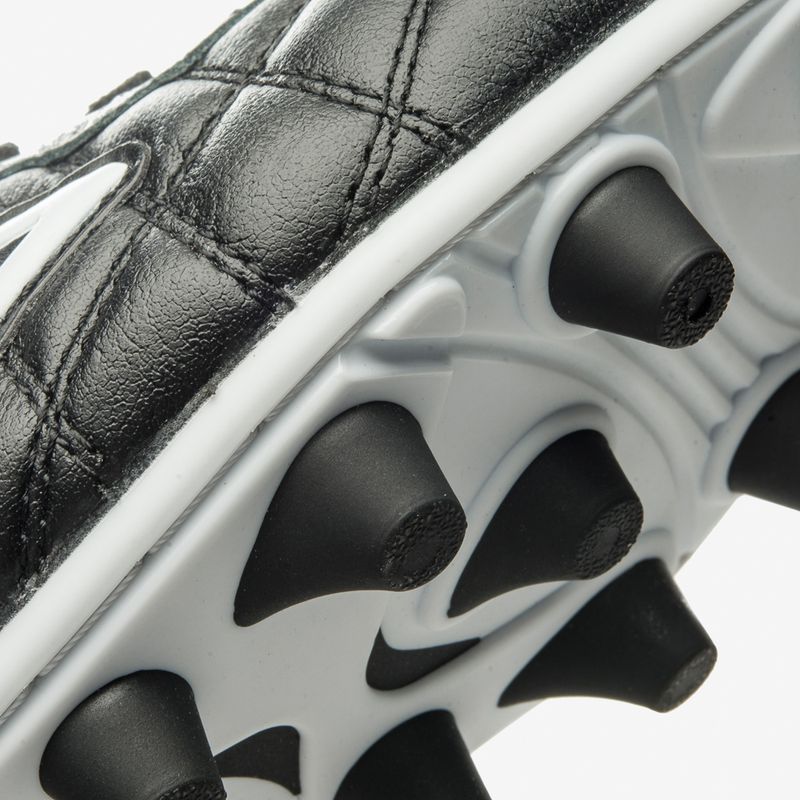 Chuteira Campo Umbro Speciali Pro Fg